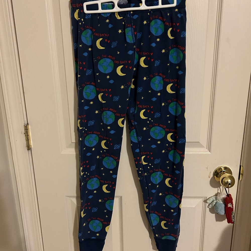 Hanna Andersson men unisex Pajama Pants with Moon and Earth Print size medium